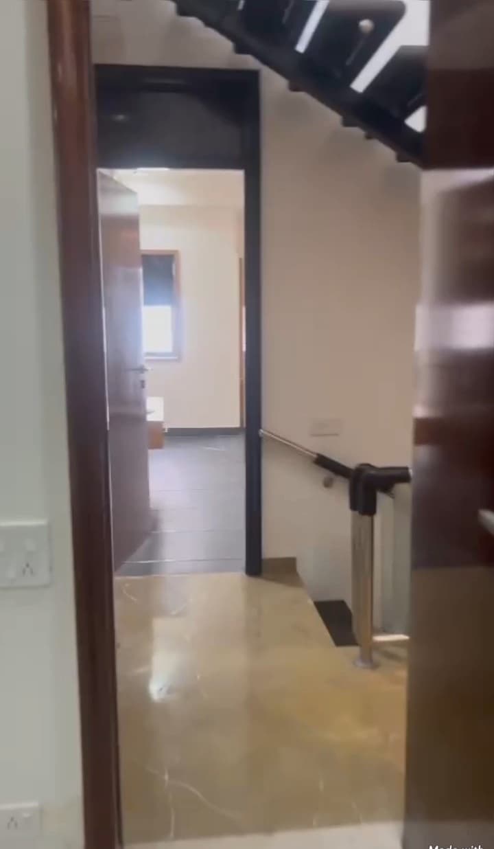 luxurious 4 BHK villa in Kilpauk - Image 3