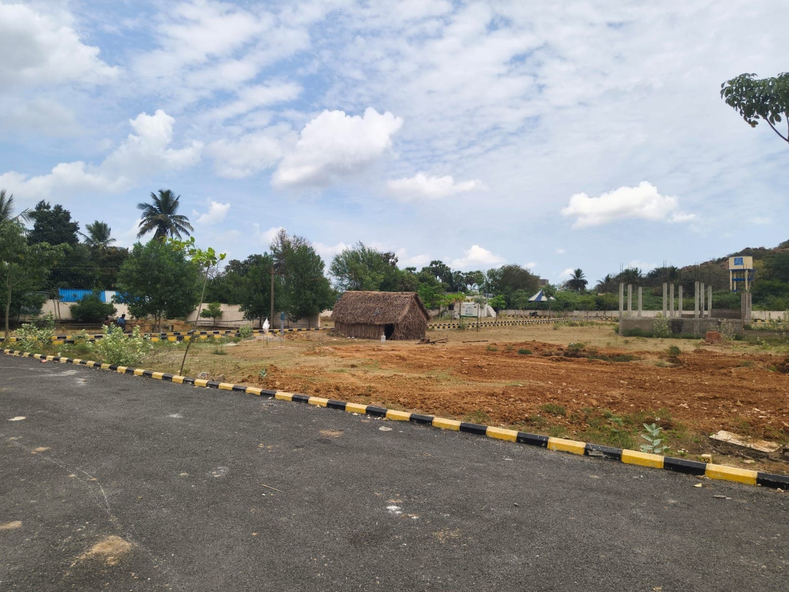 Villa plots at Mahindra Worl City