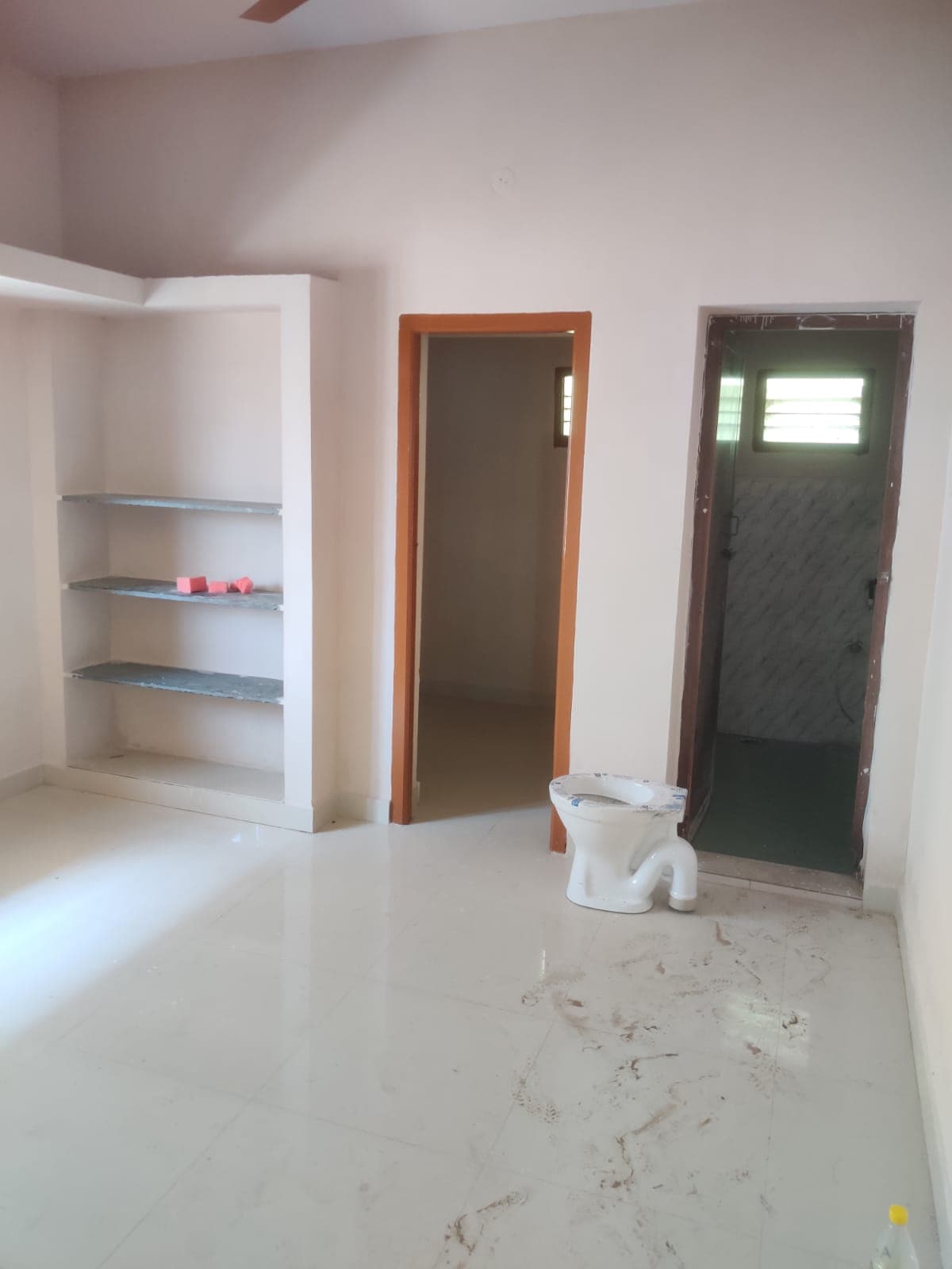 RESALE INDEPENDENT HOUSE AT IRUMBULIYUR, EAST TAMBARAM, CHENNAI - Image 9