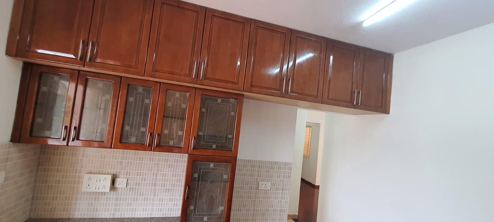 Flat sale for Manapakkam - Image 3