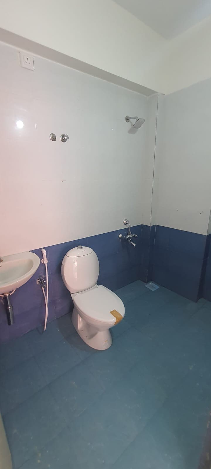 Flat sale for Manapakkam - Image 14